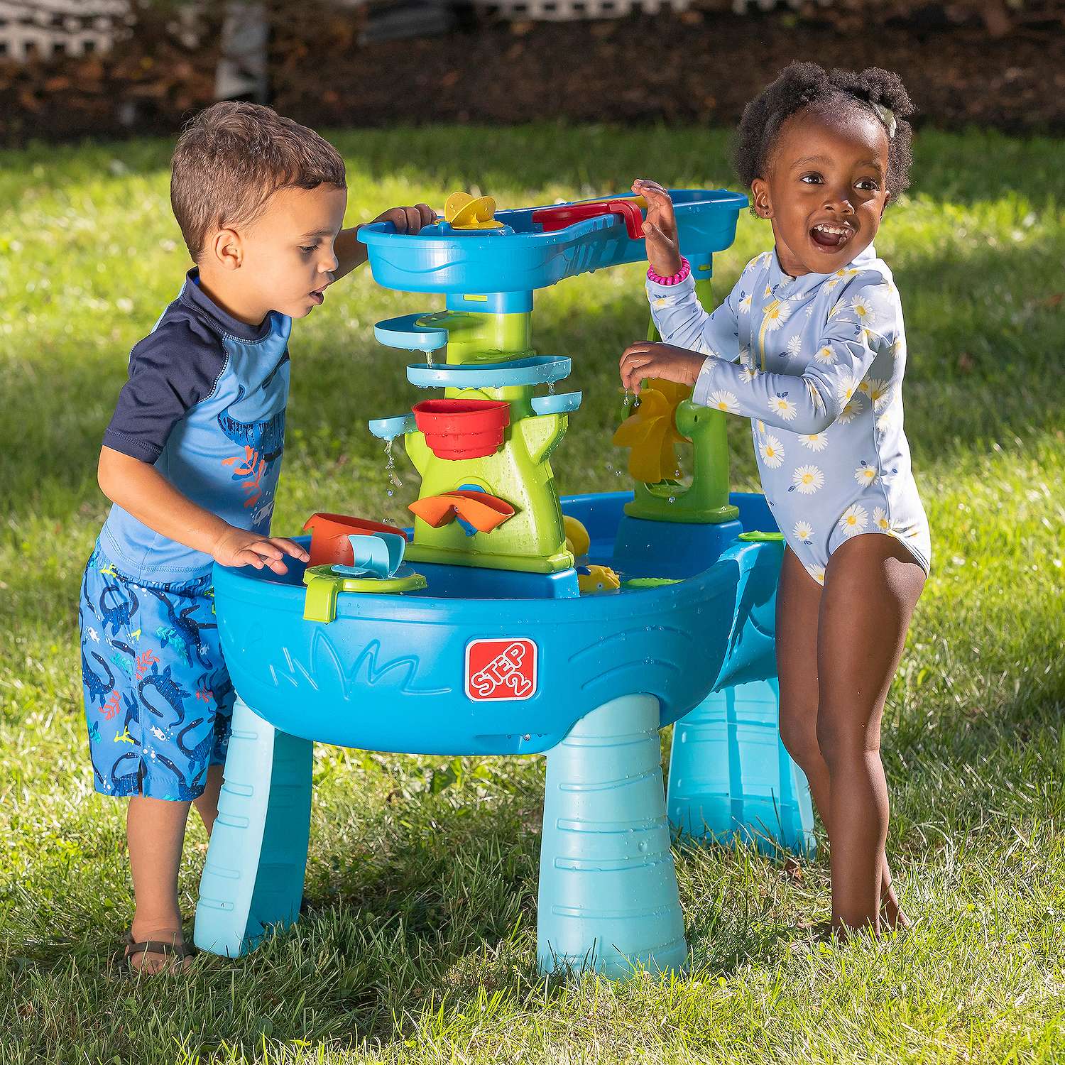 Step Double Showers Splash Water Table Step Double Showers Splash Water Table