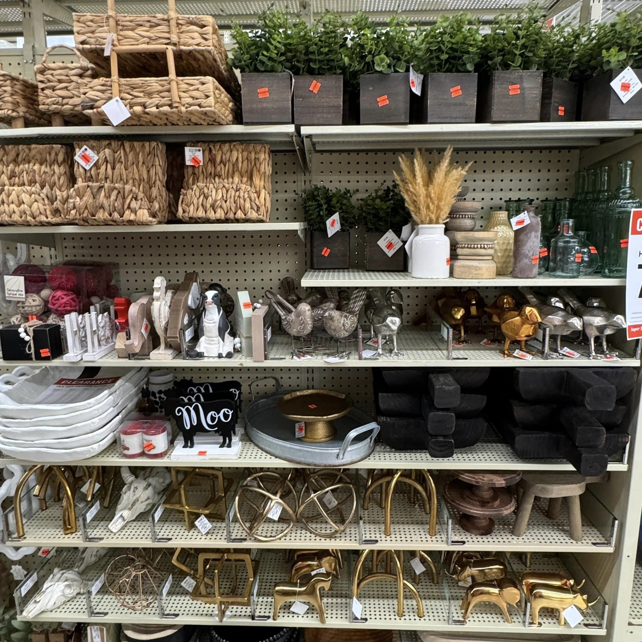 Tabletop pieces display of tabletop decor