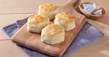 cracker barrel biscuits