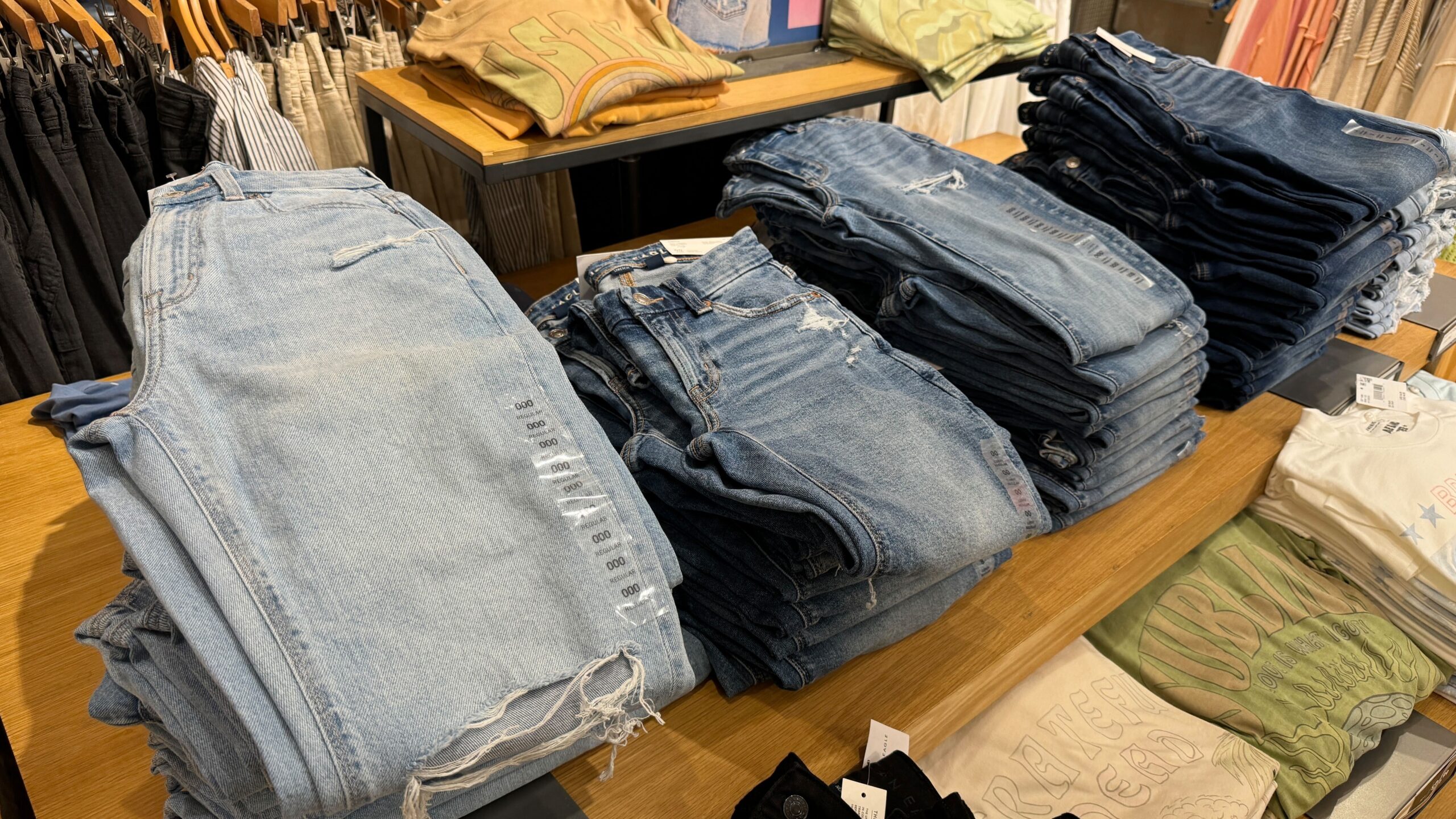 American Eagle Jeans 2 scaled