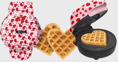 BELLA WAFFLE MAKER