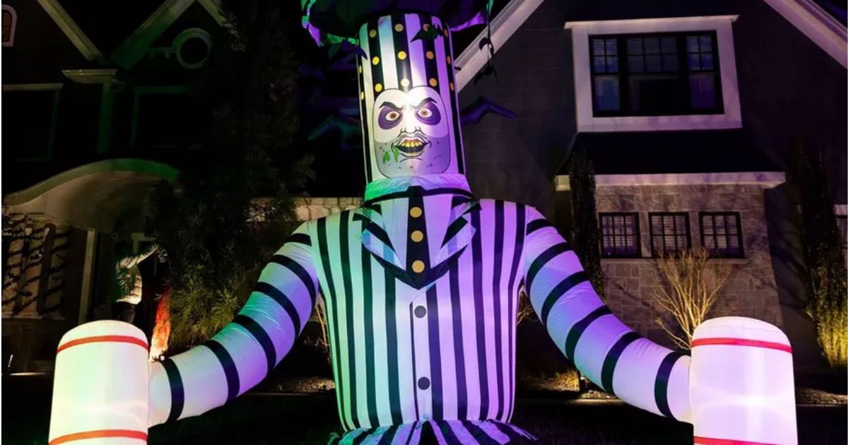 Beetlejuice Halloween Inflatable Beetlejuice halloween inflatable with lights