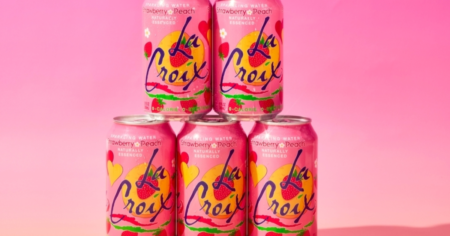 LaCroix Sparkling Water Strawberry Peach Giveaway