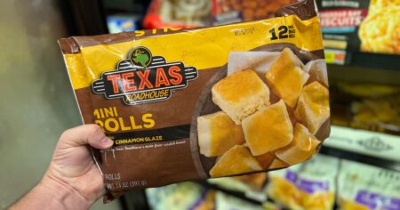 Texas Roadhouse Mini Rolls with Honey Cinnamon Glaze, 12 Count