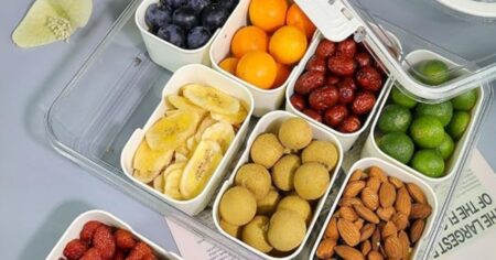 snackle box with food in it