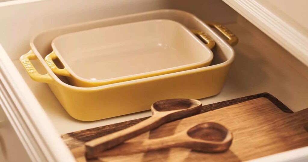 sur la table sur la table