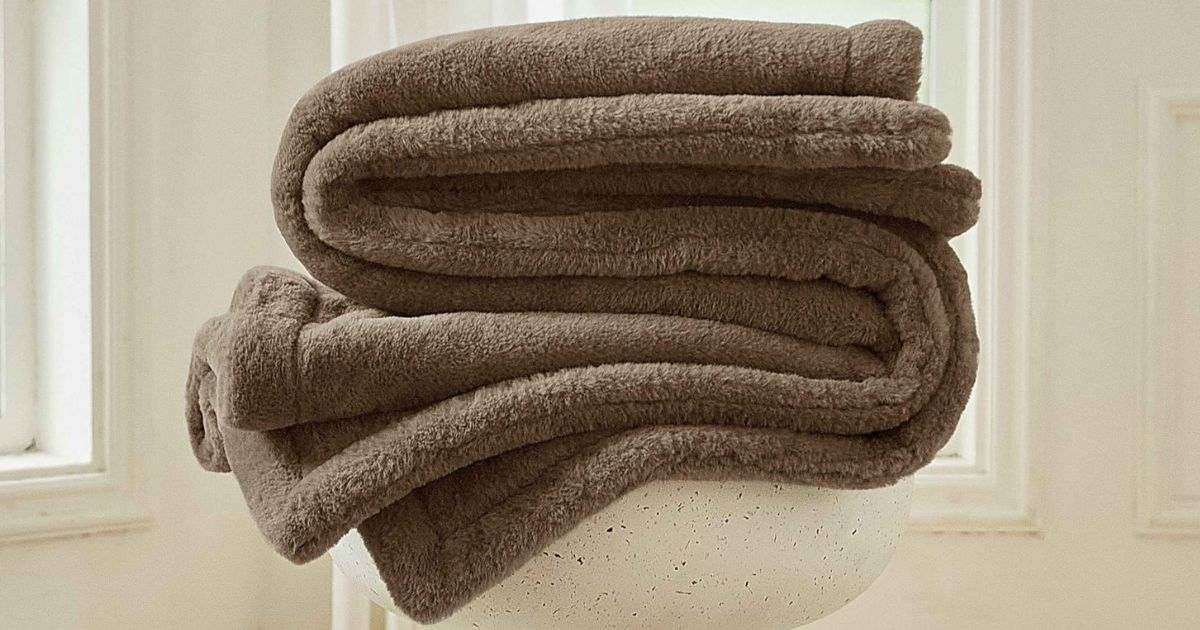 folded throw blanket