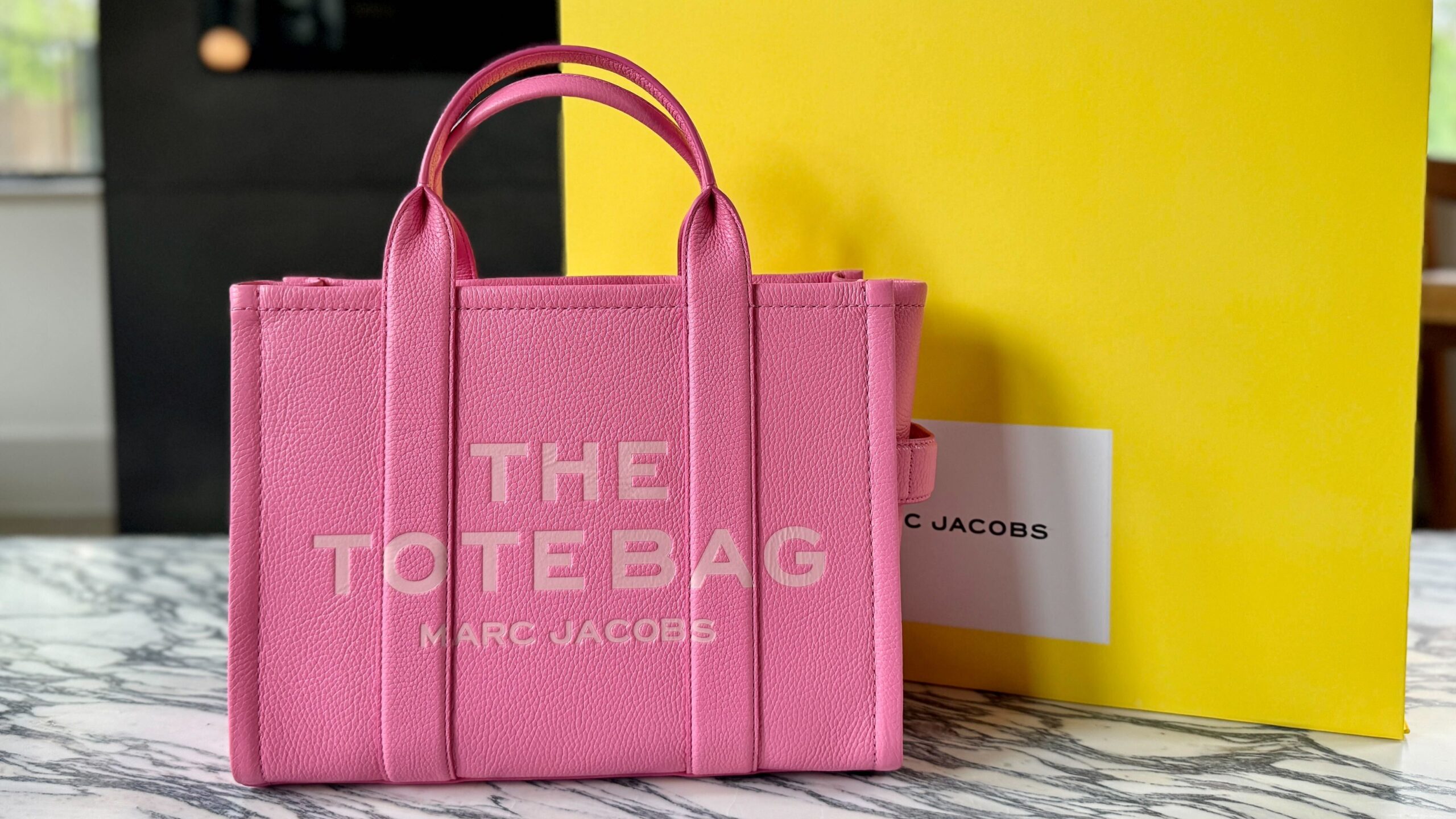 Marc Jacobs pink the tote bag