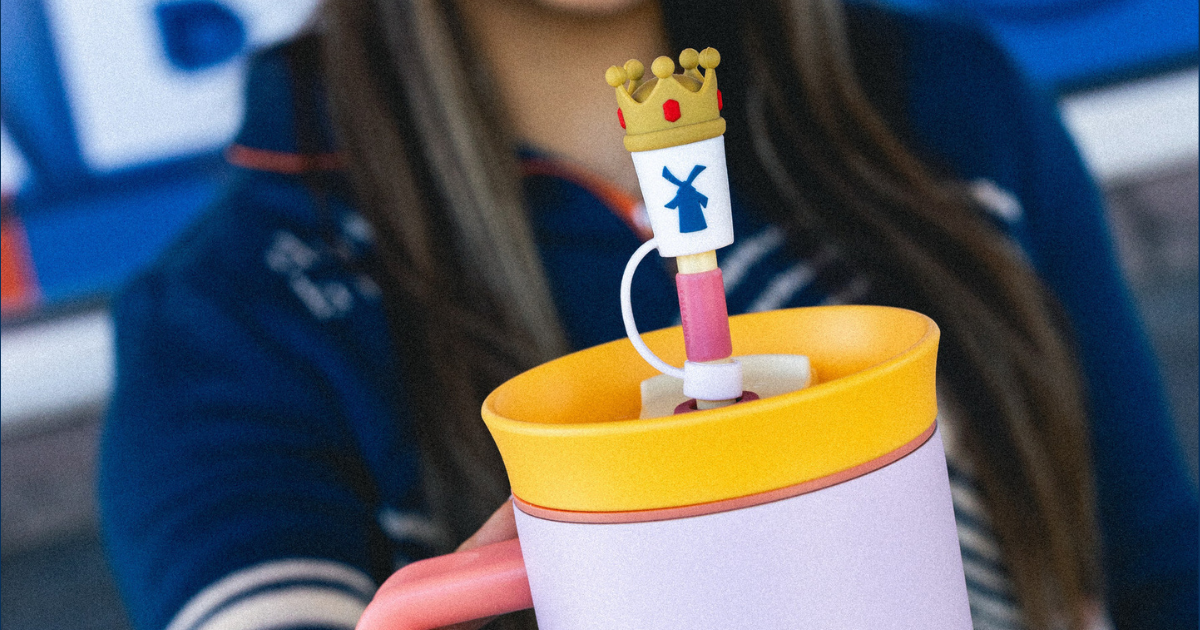 Dutch Bros Free Crown Straw Toppers On November 19th! Dutch Bros Free Crown Straw Toppers On November 19th!