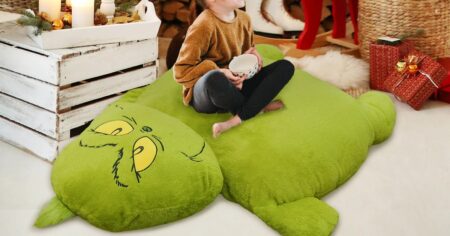 GRINCH PILLOW