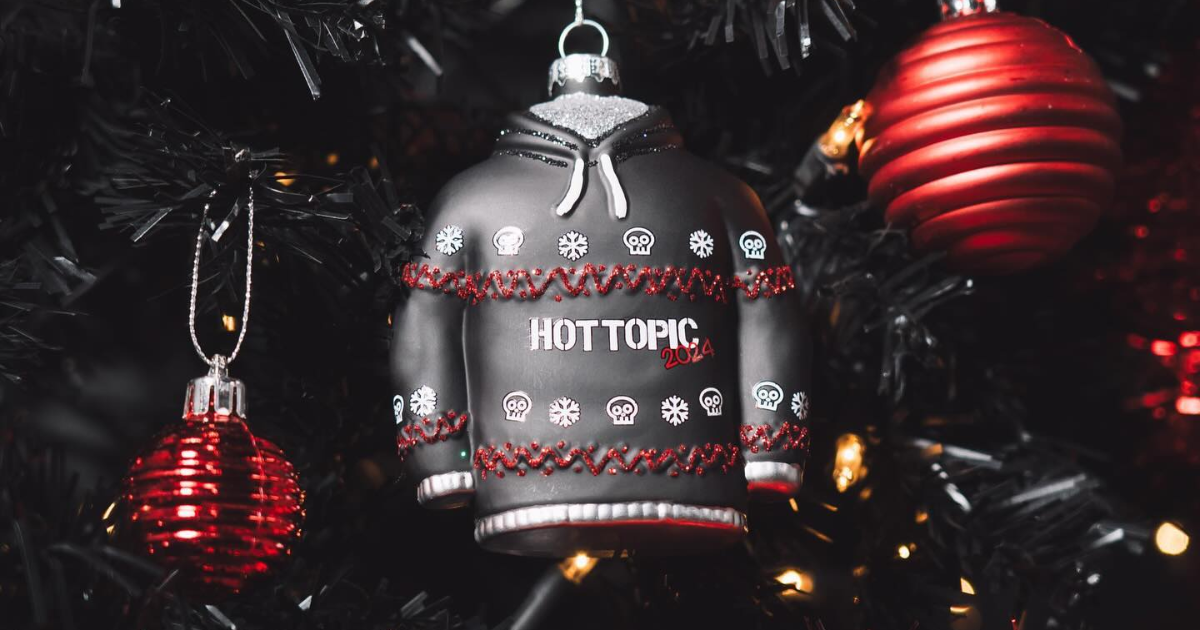 Hot Topic “It’s Giving” 2024 Holiday Sweepstakes