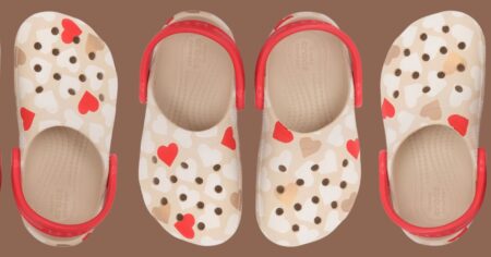 Crocs Kids Hearts