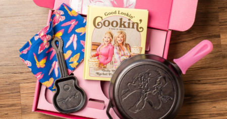 Lodge Cast Iron Dolly Parton Gift Set Giveaway