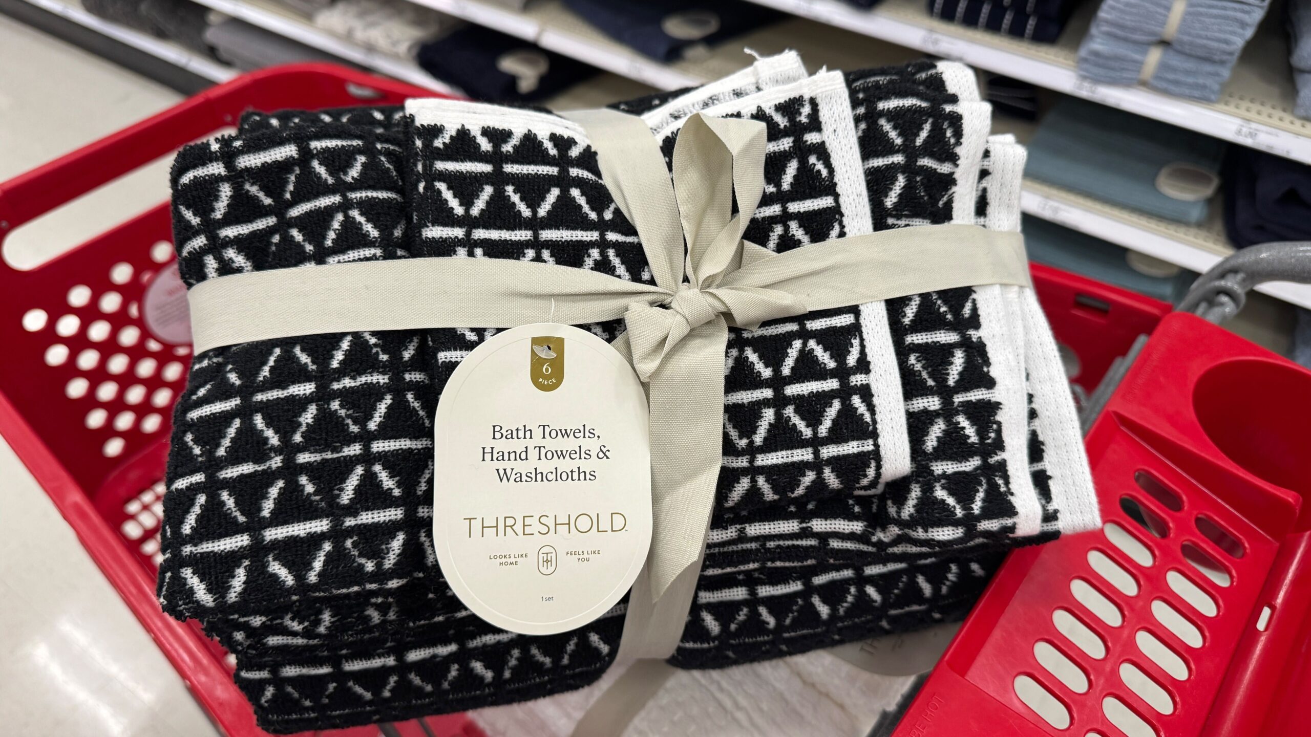 Target Threshold Towel Set black Target Threshold Towel Set black scaled