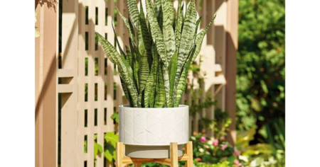 Better Homes Gardens Planter