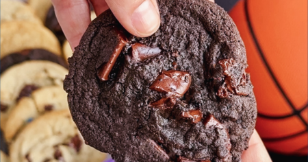 Insomnia Cookies BOGO Classic Cookies