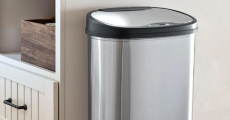 Nine Stars Trash Can