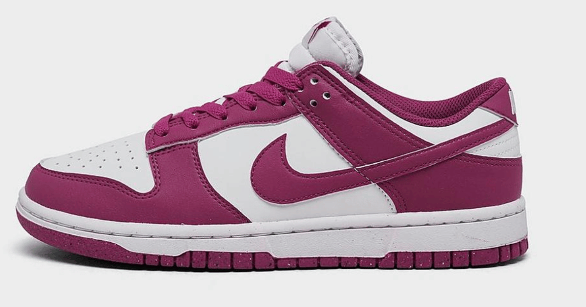 Nike Dunk Low Hot Fuschia
