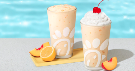 peach milkshake