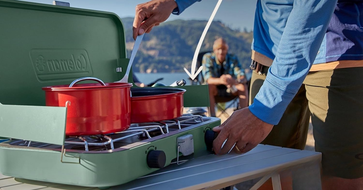 COLEMAN CAMPING STOVE