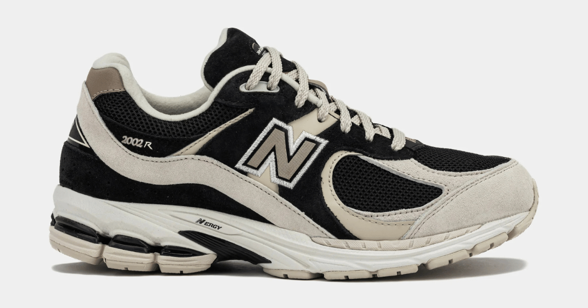 New Balance 2002R sneakers