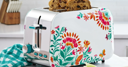 The Pioneer Woman Toaster