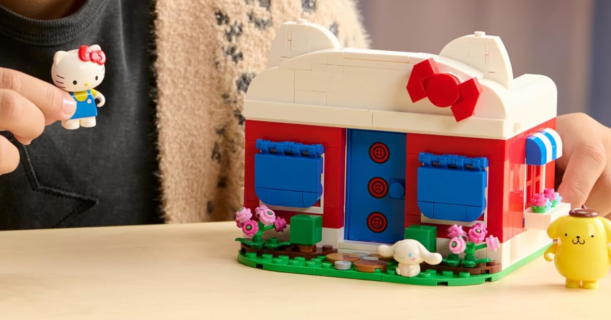 BLDR HELLO KITTY DREAM CAFE BUILDING SET BLDR HELLO KITTY DREAM CAFE BUILDING SET