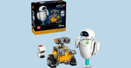 LEGO Disney and Pixar Walle and eve building set