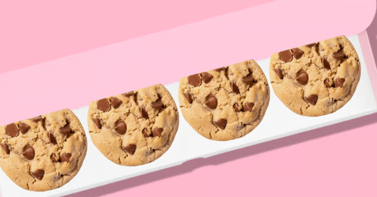 chocolate chip crumbl cookies chocolate chip crumbl cookies